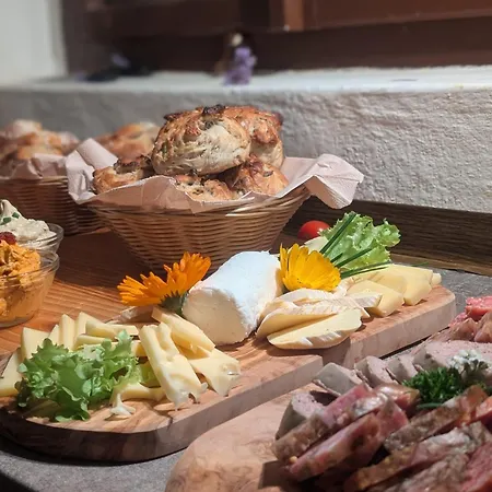 아파트 Und Strausswirtschaft Im Weinberg