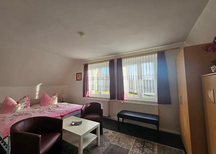 Und Strausswirtschaft Im Weinberg Freyburg